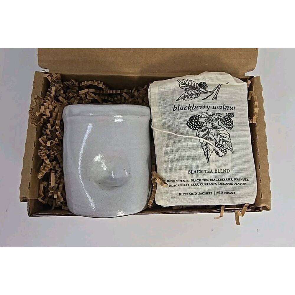 Vtg Hand-thrown McQueen Pottery | Blackberry Farm Barn Mug Collection Set U233